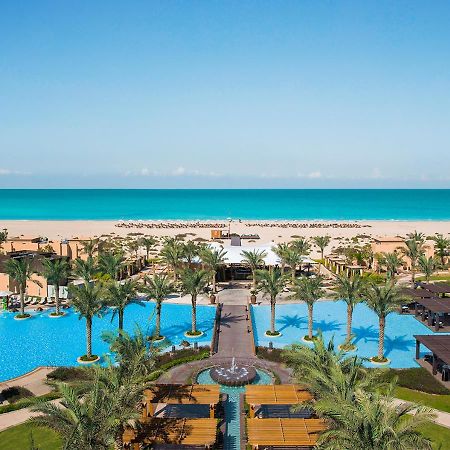 Saadiyat Rotana Resort And Villas Abu Zabi Zewnętrze zdjęcie The beach at Jumeirah Beach Hotel