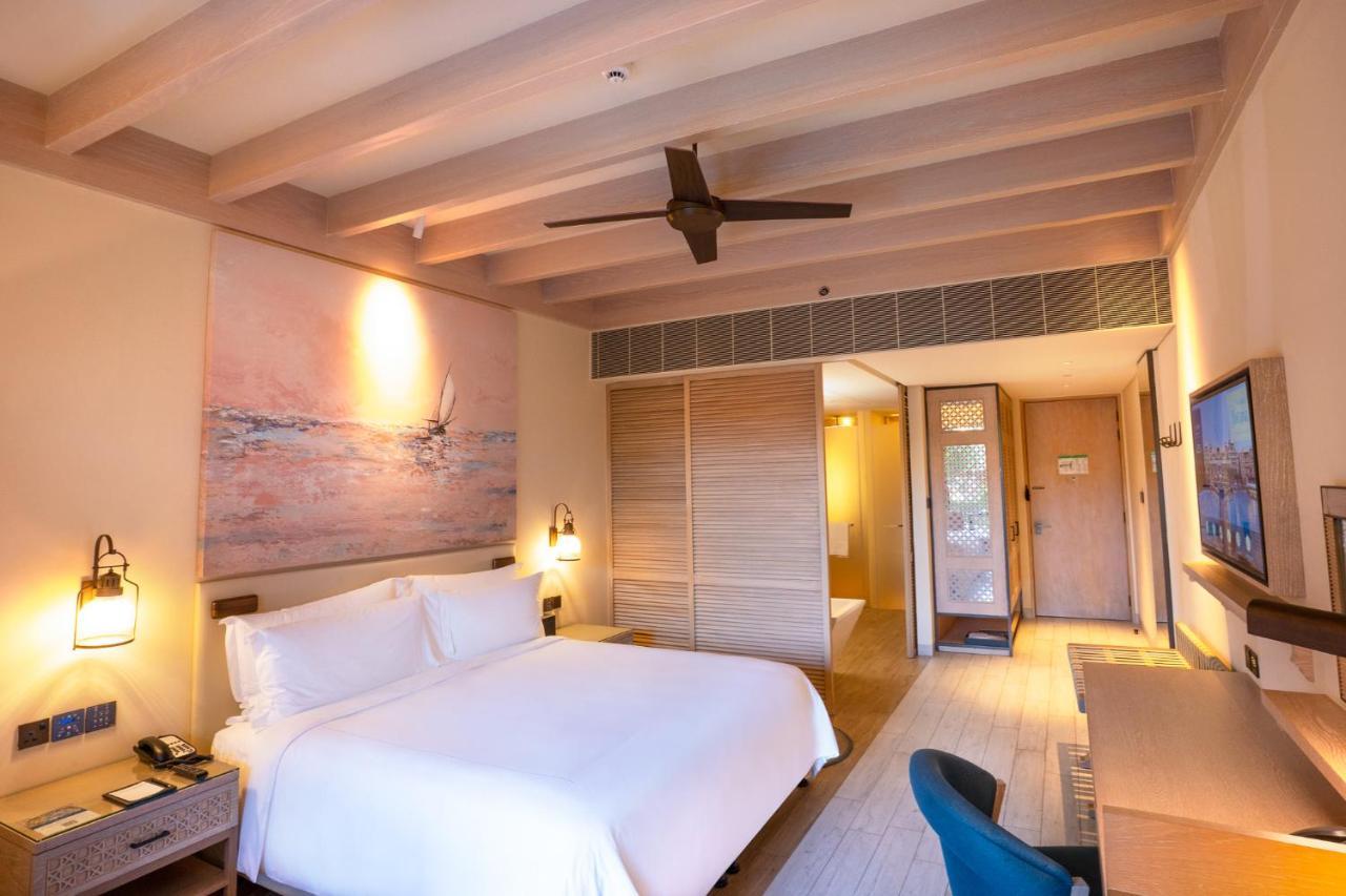 Saadiyat Rotana Resort And Villas Abu Zabi Zewnętrze zdjęcie Deluxe Room