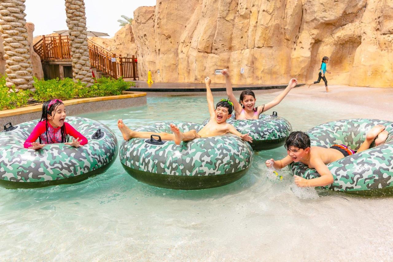 Saadiyat Rotana Resort And Villas Abu Zabi Zewnętrze zdjęcie The lazy river