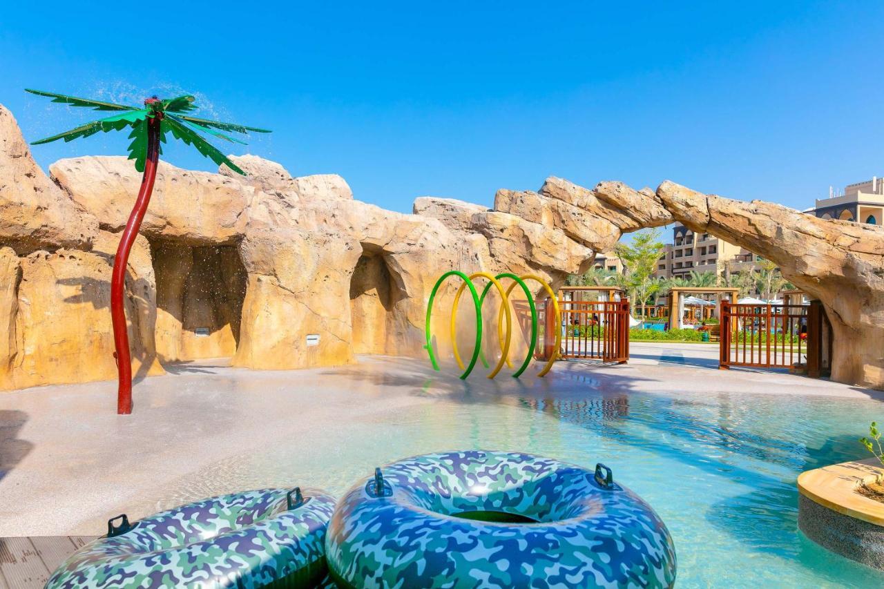 Saadiyat Rotana Resort And Villas Abu Zabi Zewnętrze zdjęcie The Atlantis water park