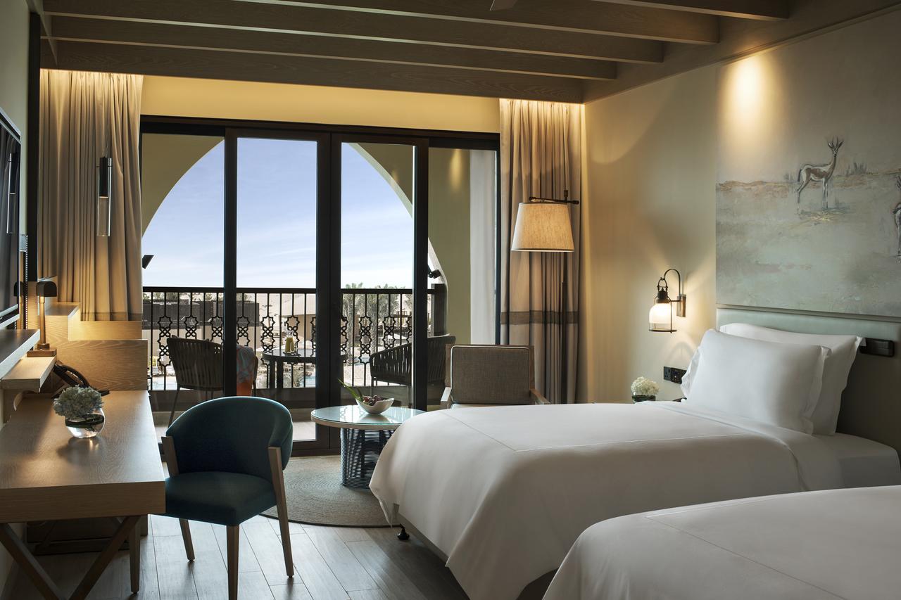Saadiyat Rotana Resort And Villas Abu Zabi Zewnętrze zdjęcie Deluxe Room